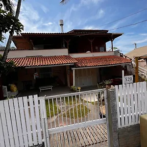 - Pensión